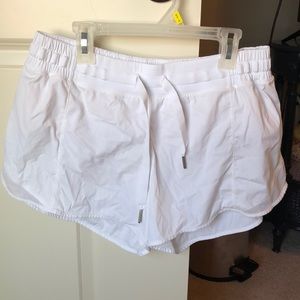 LULULEMON hotty hot short